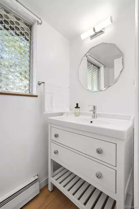 Bath - 5535 E Custer Pl, Denver, CO 80246 photo 5 of 5