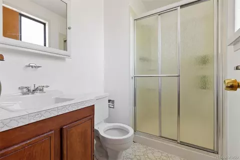 Bath - 15955 E Bethany Pl, Aurora, CO 80013 photo 1 of 3