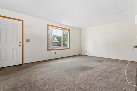 Living - 15955 E Bethany Pl, Aurora, CO 80013 photo 2 of 2