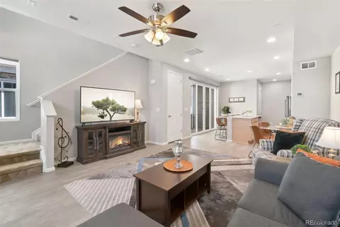 17068 E Center Pl, Aurora, CO 80017 photo 7