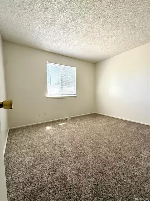 Bedroom - 18090 E Pacific Pl, Aurora, CO 80013 photo 4 of 9