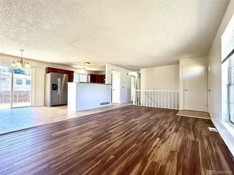 Living - 18090 E Pacific Pl, Aurora, CO 80013 photo 2 of 6