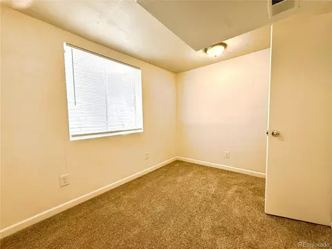 Bedroom - 18090 E Pacific Pl, Aurora, CO 80013 photo 7 of 9