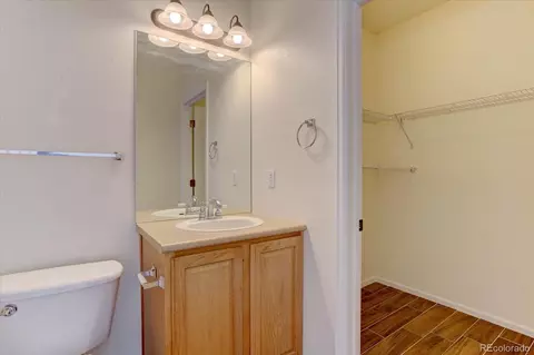 Bath - 20436 E Flora Dr, Aurora, CO 80013 photo 1 of 7