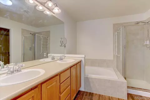 Bath - 20436 E Flora Dr, Aurora, CO 80013 photo 4 of 7