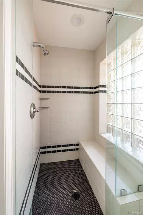 Bath - 2 Elm St, Denver, CO 80220 photo 2 of 4