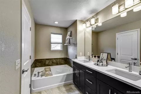 8096 E 53rd Dr, Denver, CO 80238 photo 28