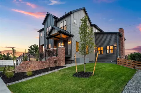 8210 W Tennessee Ct, Lakewood, CO 80226