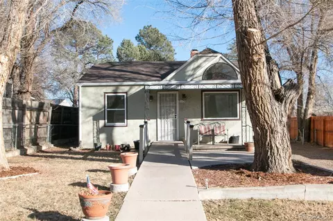 915 Alexander Rd, Colorado Springs, CO 80909
