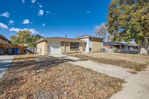 3055 Carson St, Aurora, CO 80011 photo 2
