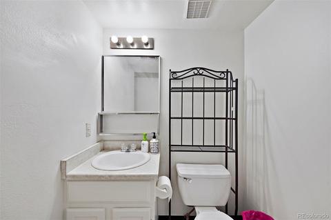5181 Dillon St, Denver, CO 80239 photo 24