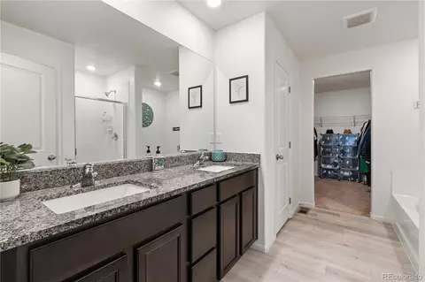 Bath - 7308 Animas Ave, Frederick, CO 80530 photo 1 of 5