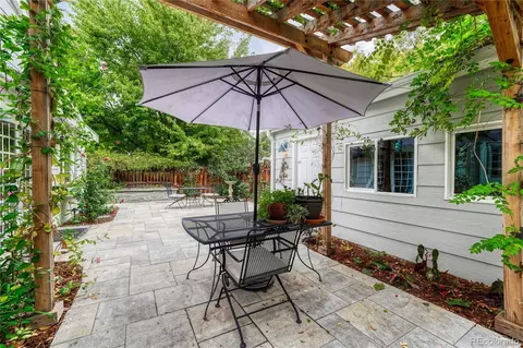 Exterior - 2086 Grape St, Denver, CO 80207 photo 6 of 7