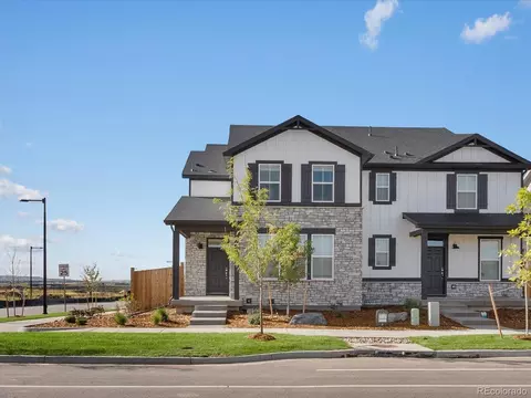 22490 E 8th Ave, Aurora, CO 80018 photo 2