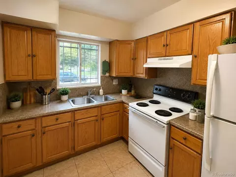 5109 E 34th Ave, Denver, CO 80207 photo 3