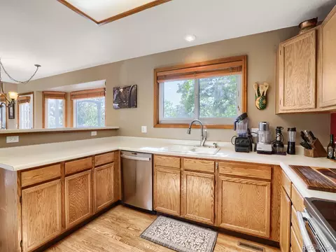 Kitchen - 5233 S Espana St, Centennial, CO 80015 photo 2 of 3