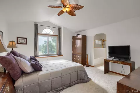 Bedroom - 5233 S Espana St, Centennial, CO 80015 photo 2 of 5