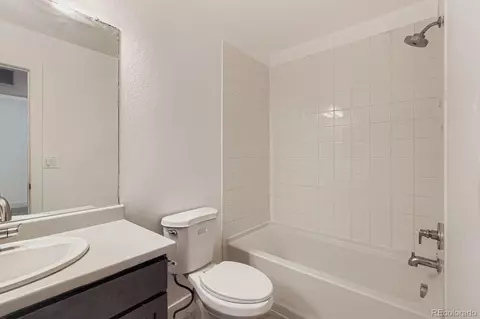 16207 Elk Pl, Denver, CO 80239 photo 11
