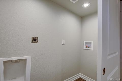 2955 Eudora St, Denver, CO 80207 photo 29