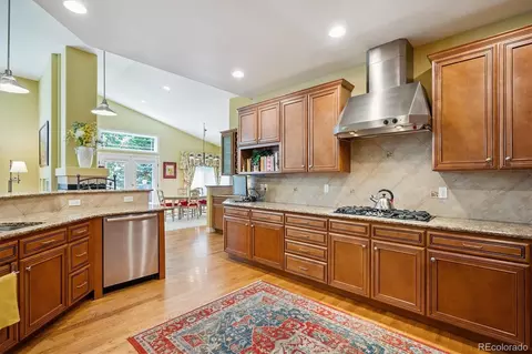 Kitchen - 16324 River Haven Way, Morrison, CO 80465 photo 4 of 5