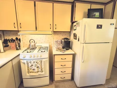 Kitchen - 10594 Charles Ln, Rye, CO 81069 photo 2 of 2