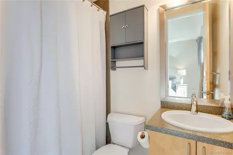 Bath - 7781 E 29th Ave, Denver, CO 80238 photo 2 of 3