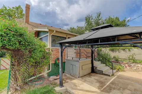 Exterior - 2906 Stuart St, Denver, CO 80212 photo 7 of 8