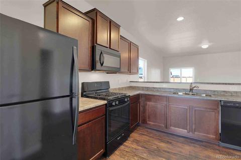 47324 Clover Ave, Bennett, CO 80102 photo 3