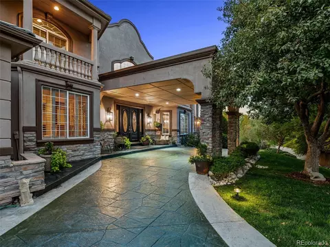5965 Zinnia Ct, Arvada, CO 80004