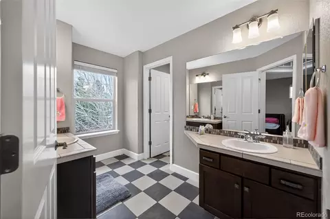 Bath - 9077 E 35th Ave, Denver, CO 80238 photo 1 of 5