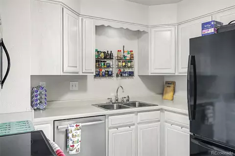 Kitchen - 1324 29th St, Greeley, CO 80631 photo 2 of 4