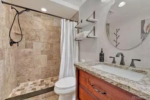 Bath - 8873 E 29th Pl, Denver, CO 80238 photo 5 of 5