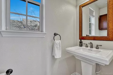 Bath - 8873 E 29th Pl, Denver, CO 80238 photo 1 of 5