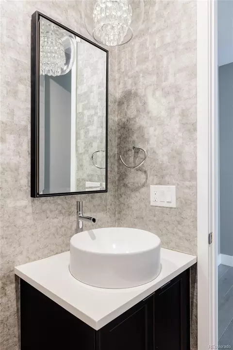 9221 E 52nd Dr, Denver, CO 80238 photo 12