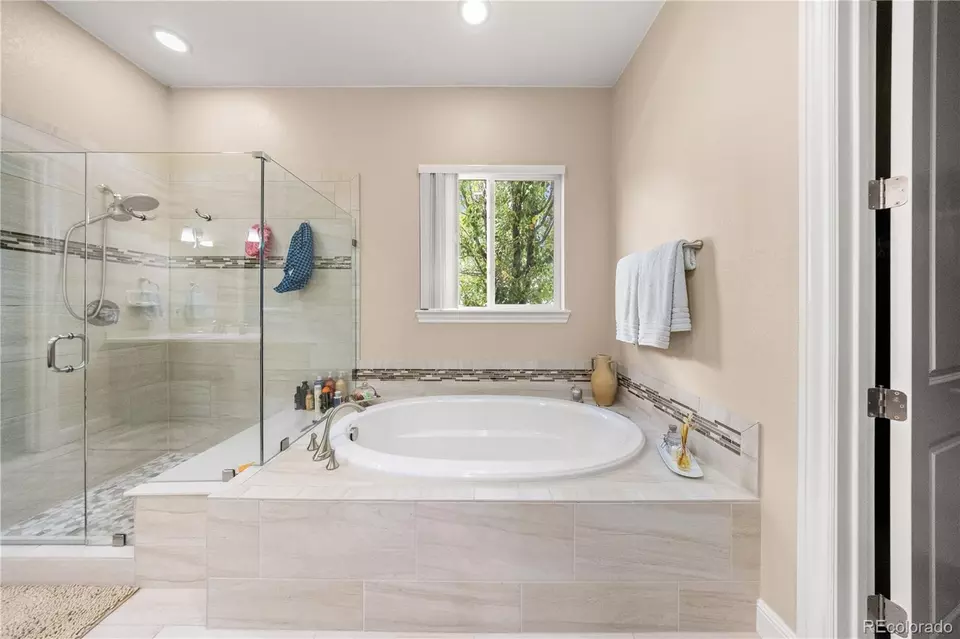 Bath - 8275 Moss Cir, Arvada, CO 80007 photo 4 of 6