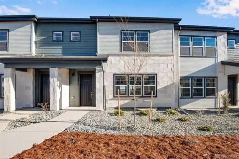 8916 Fraser River St, Littleton, CO 80125