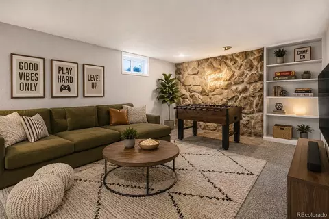 8701 Oakwood St, Westminster, CO 80031