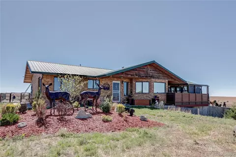 3600 Headlight Rd, Strasburg, CO 80136