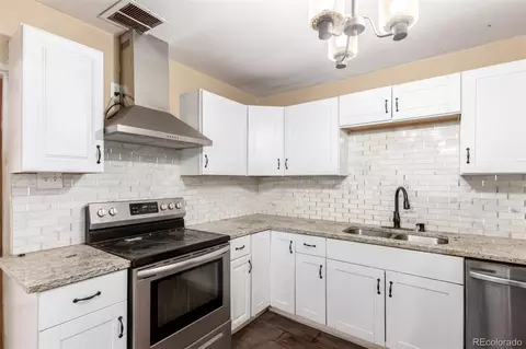 1151 Revere St, Aurora, CO 80011