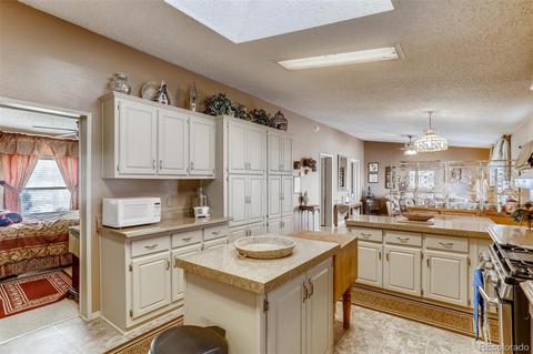 44301 E Iliff Trl, Bennett, CO 80102 photo 8