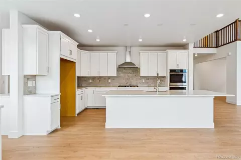 9322 Quaker St, Arvada, CO 80007 photo 3