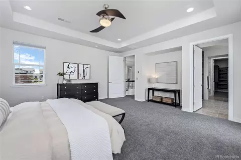 Bedroom - 27523 Euclid Dr, Aurora, CO 80016 photo 3 of 5