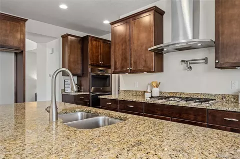 Kitchen - 27523 Euclid Dr, Aurora, CO 80016 photo 3 of 3