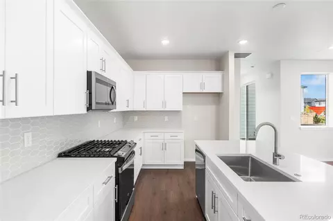21146 E 62nd Dr, Aurora, CO 80019 photo 3