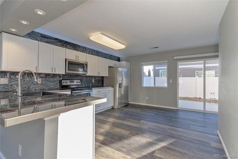 18622 E 46th Pl E, Denver, CO 80249 photo 6