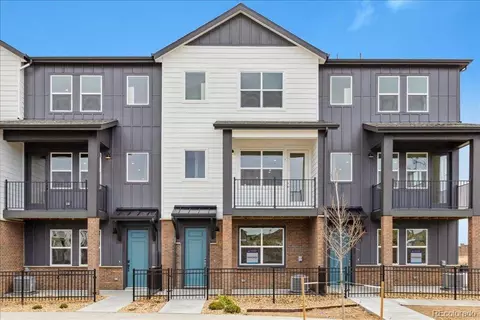 6814 Merseyside Ln, Castle Pines, CO 80108