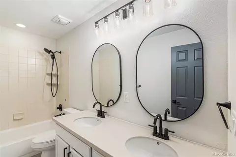 Bath - 6700 S Kellerman Way, Aurora, CO 80016 photo 3 of 4