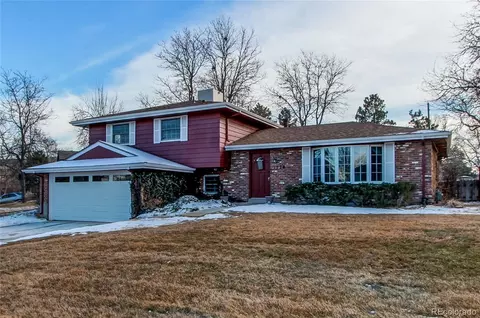 1528 W Meadowbrook Rd, Littleton, CO 80120