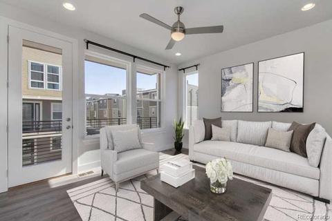 15771 E Broncos Pl, Centennial, CO 80112 photo 2