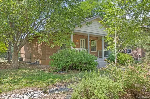 Exterior - 203 E Colorado Ave, Berthoud, CO 80513 photo 3 of 11
